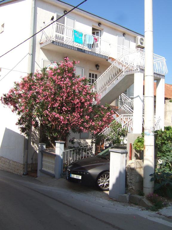 Apartments Bibijana Pakoštane Rum bild
